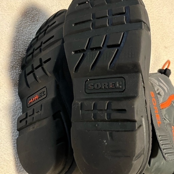 Sorel Waterproof Winter Boots Sz 1 - Picture 10 of 11